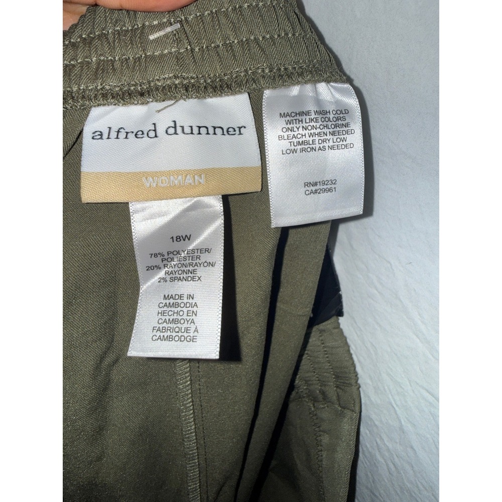 Alfred Dunner Classic Fit Pants Olive Green Cactus Ranch 18W Proportioned Short - Picture 6 of 6